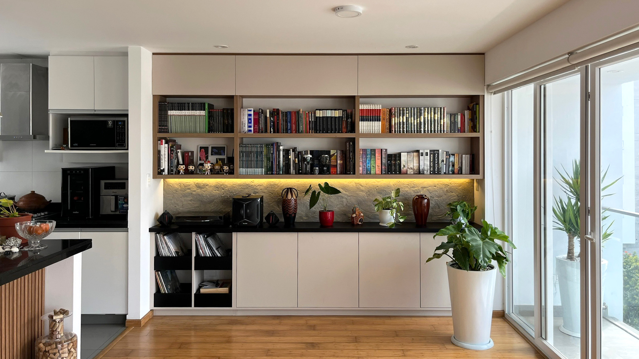 Sala contemporánea · Miraflores